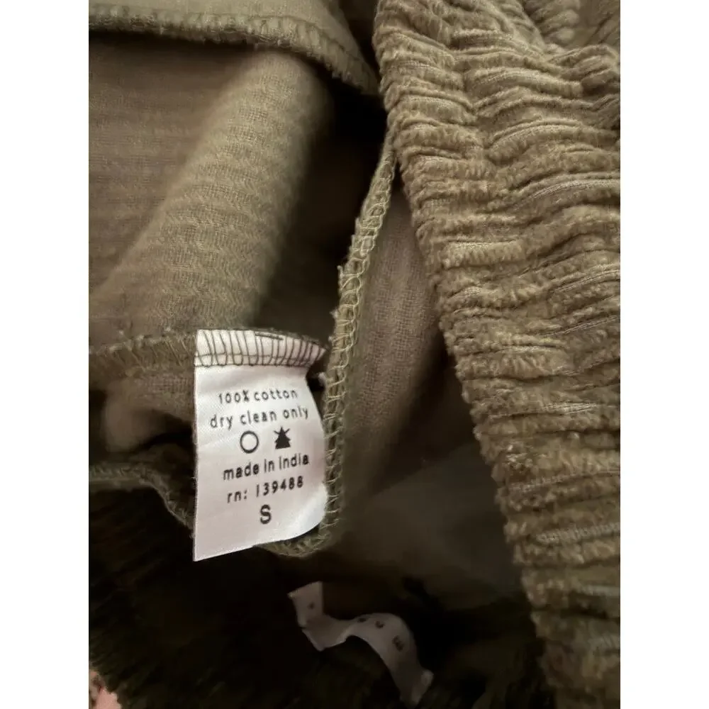 MNML the corduroy snap